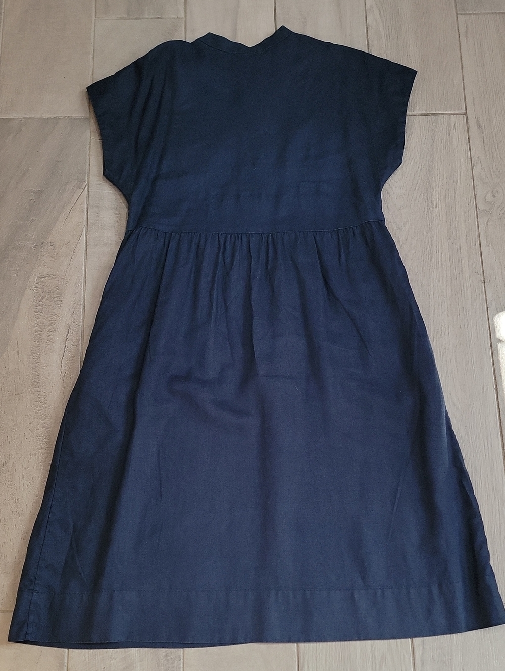 The Craft Dress in Linen - Picture 11 of 16